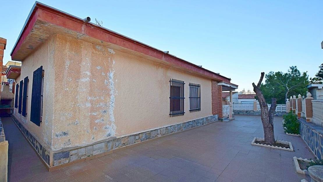 Venta - Chalet - Torrevieja - Torrevieja Centro