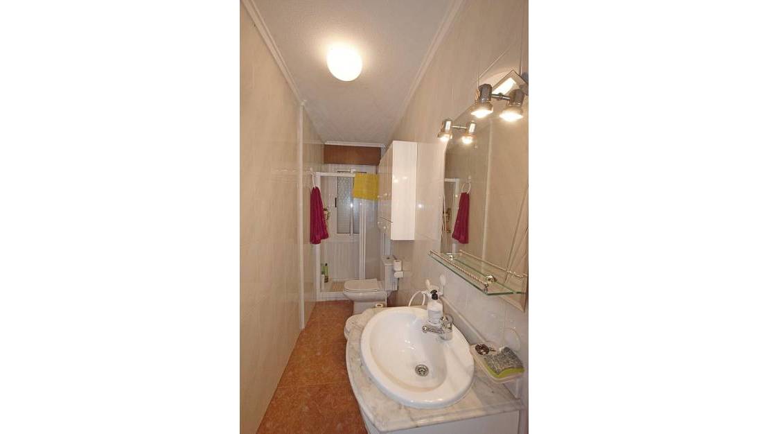 Venta - Chalet - Torrevieja - Torrevieja Centro