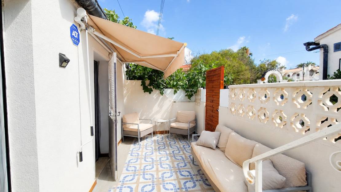 Venta - Chalet - Torrevieja - Torrevieja Centro