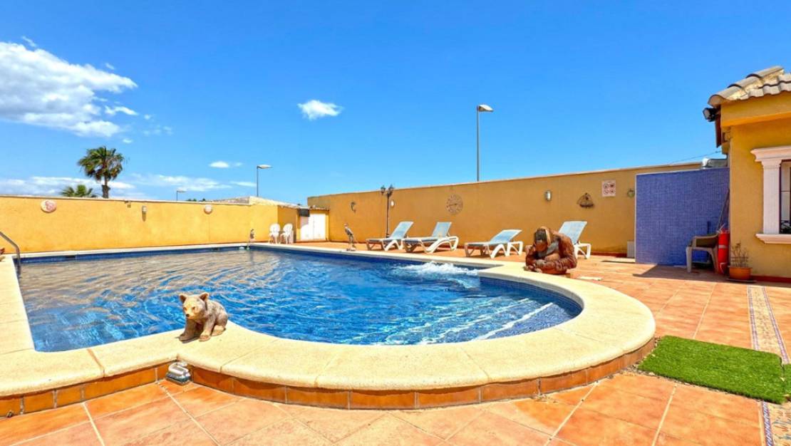 Venta - Chalet - Torrevieja - Torrevieja Centro