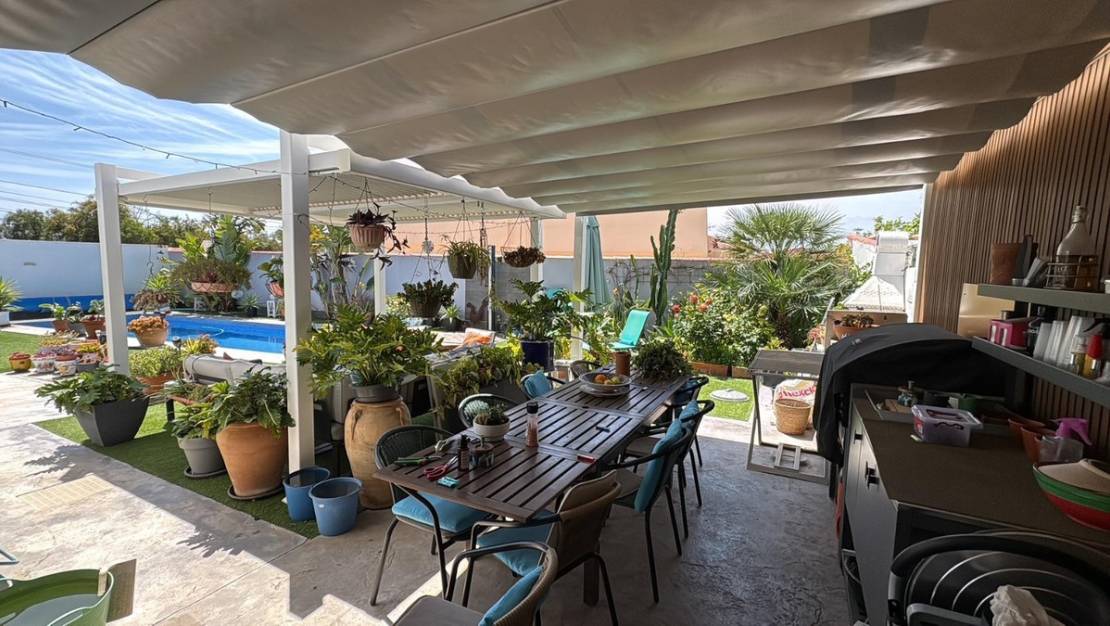 Venta - Chalet - Torrevieja - Torrevieja Centro