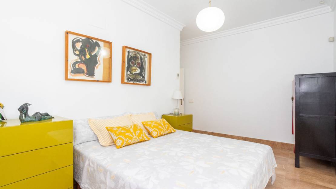 Venta - Chalet - Torrevieja - Torrevieja Centro