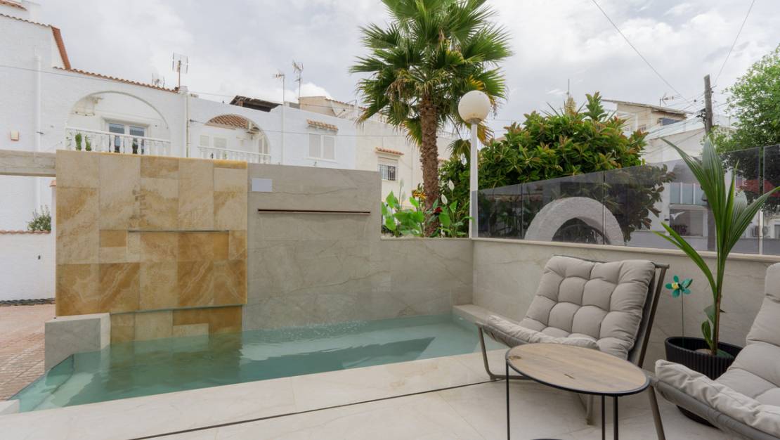 Venta - Chalet - Torrevieja - Torrevieja Centro