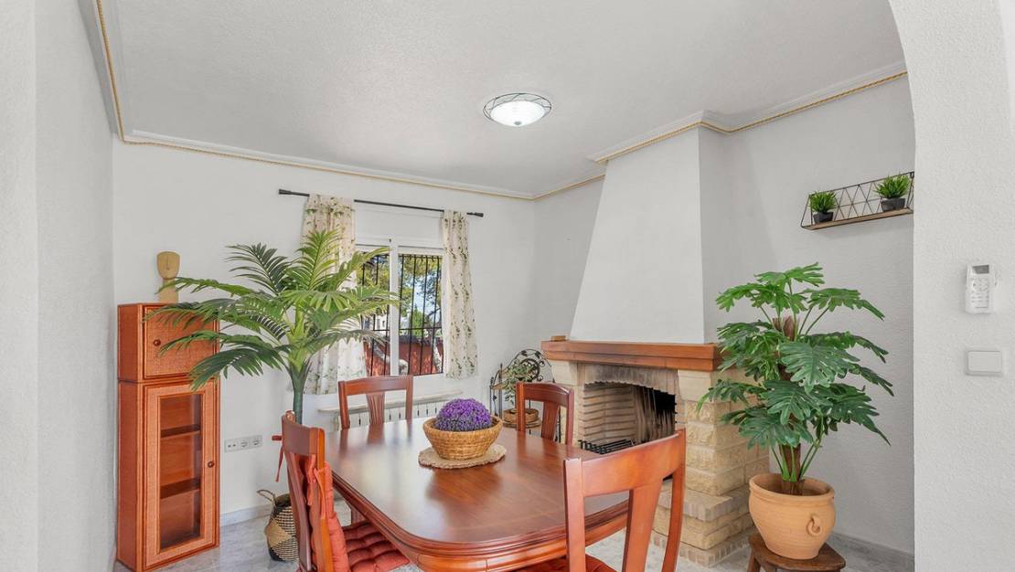 Venta - Chalet - Torrevieja - Torrevieja Centro