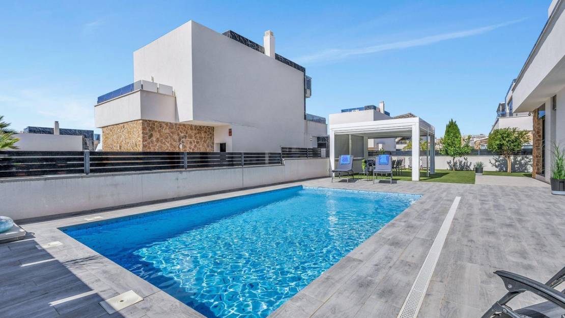 Venta - Chalet - Torrevieja - Torrevieja Centro