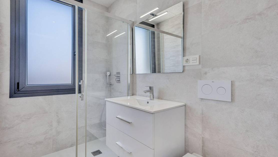 Venta - Chalet - Torrevieja - Torrevieja Centro