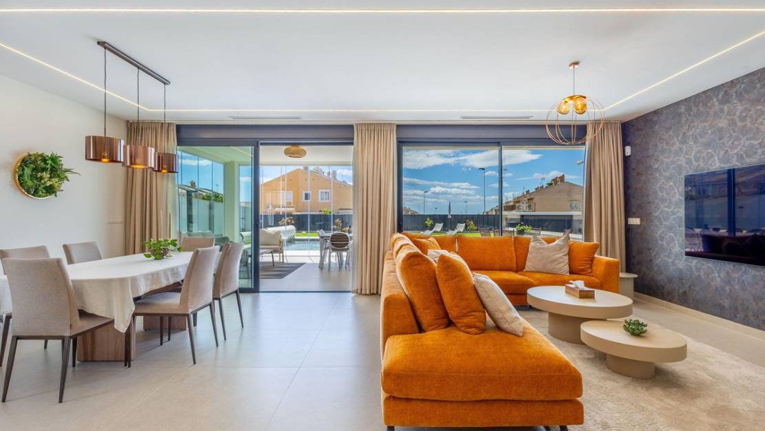 Venta - Chalet - Torrevieja - Torrevieja Centro