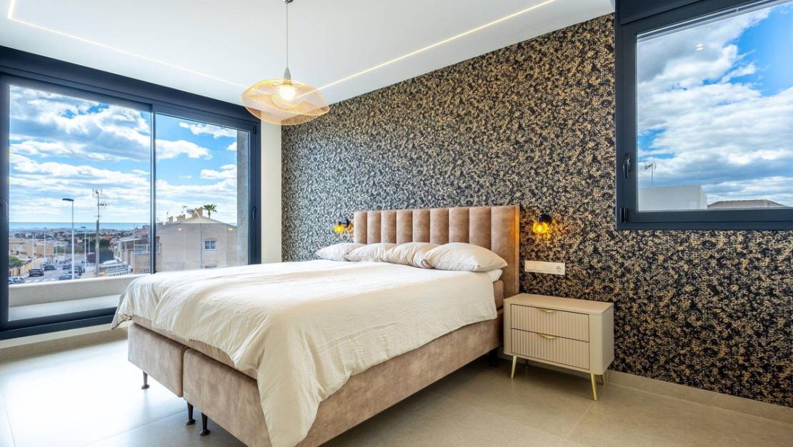 Venta - Chalet - Torrevieja - Torrevieja Centro