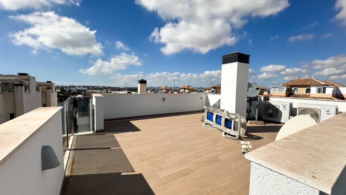 Venta - Chalet - Torrevieja - Torrevieja Centro