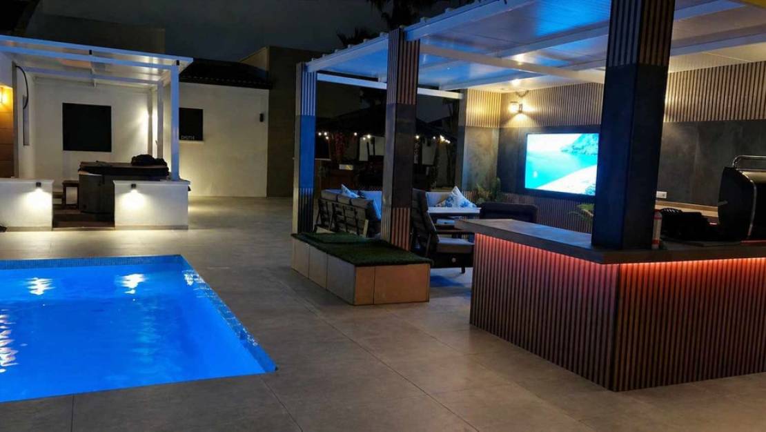 Venta - Chalet - Torrevieja - Torrevieja Centro