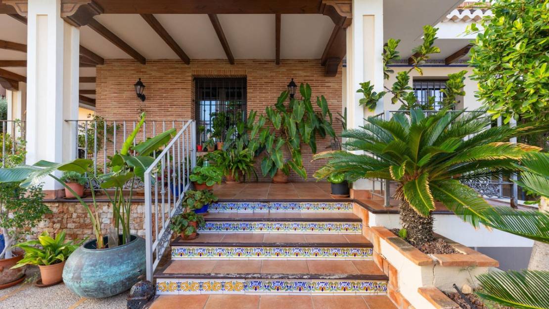 Venta - Chalet - Torrevieja - Torrevieja Centro