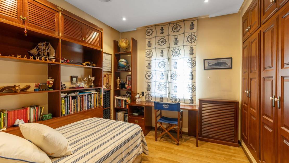 Venta - Chalet - Torrevieja - Torrevieja Centro