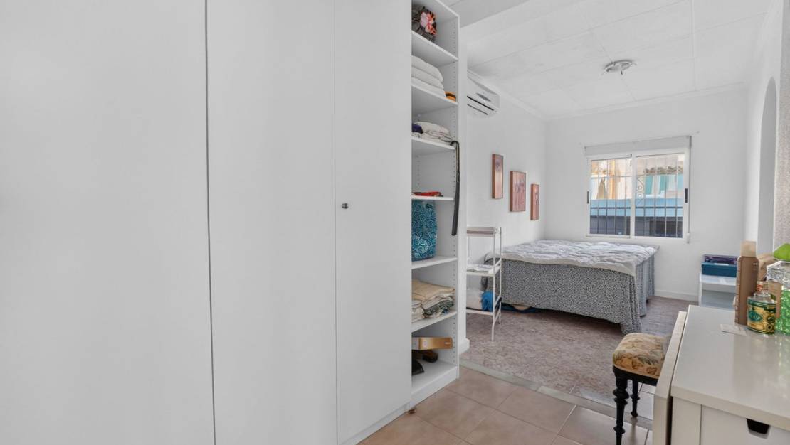 Venta - Chalet - Torrevieja - Torrevieja Centro