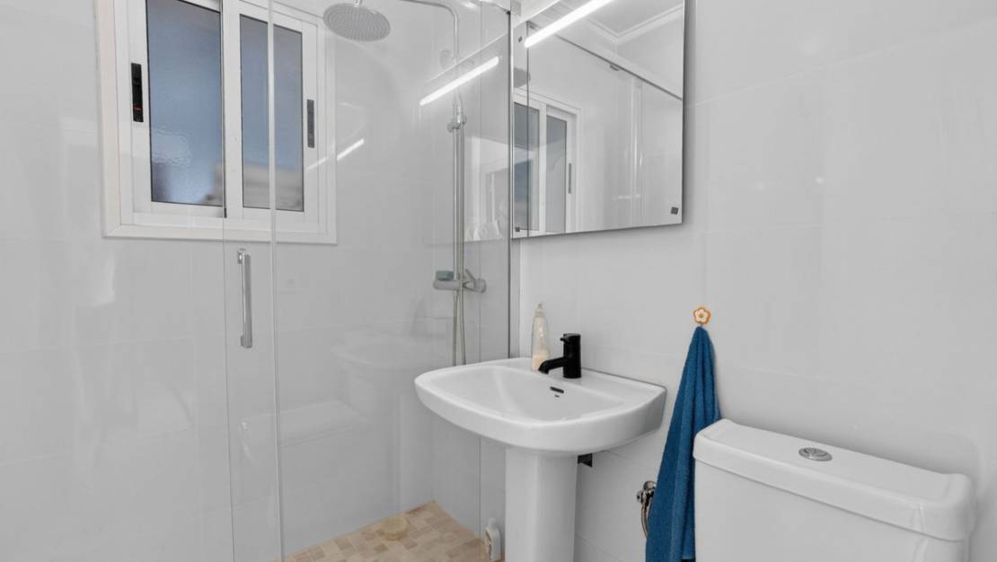 Venta - Chalet - Torrevieja - Torrevieja Centro