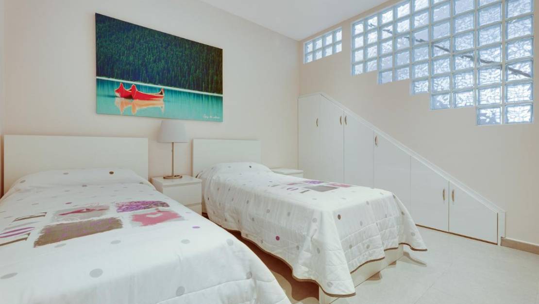 Venta - Chalet - Torrevieja - Torrevieja Centro
