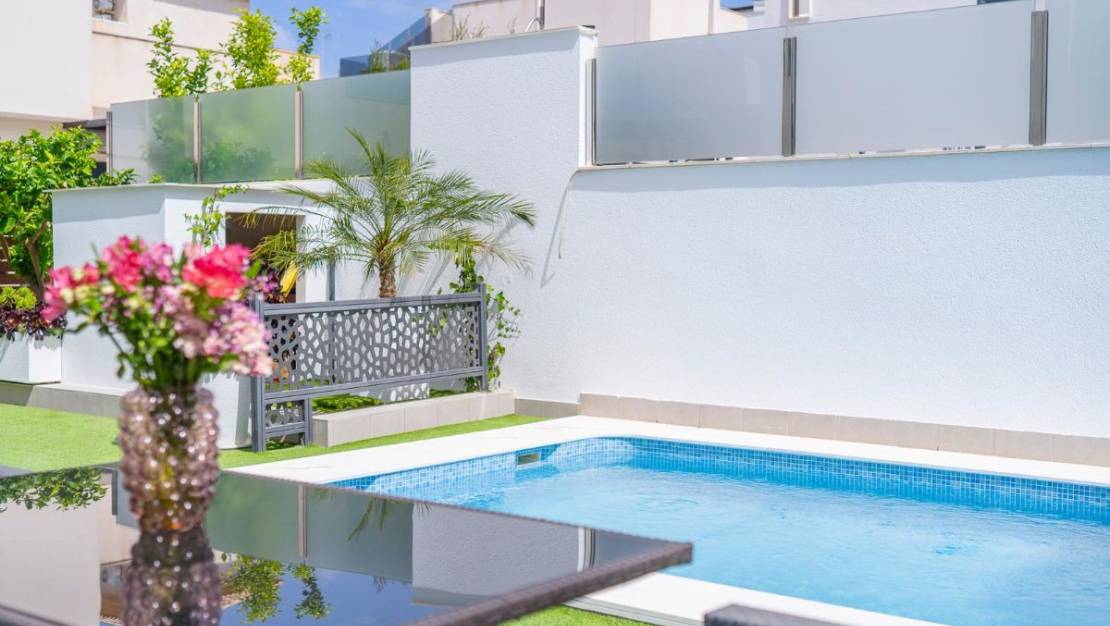 Venta - Chalet - Torrevieja - Torrevieja Centro