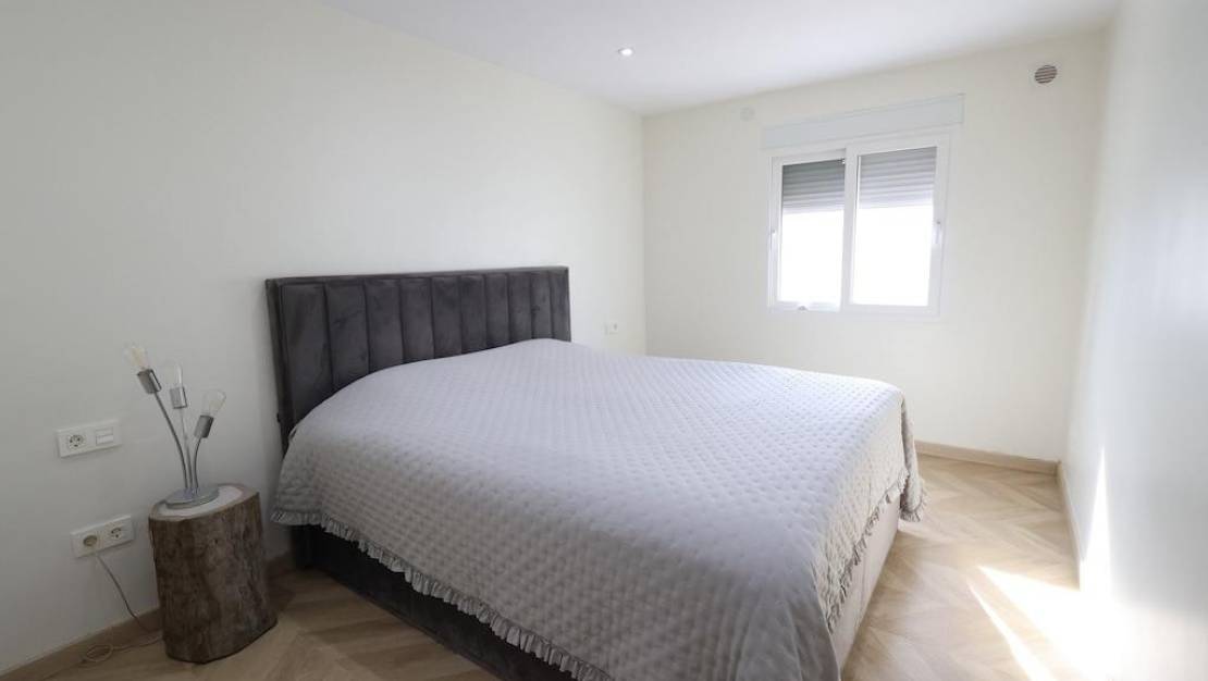 Venta - Chalet - Torrevieja - Torrevieja Centro