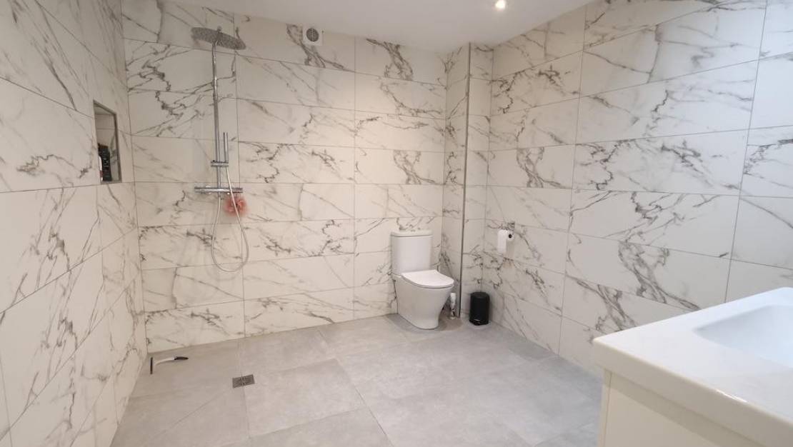 Venta - Chalet - Torrevieja - Torrevieja Centro