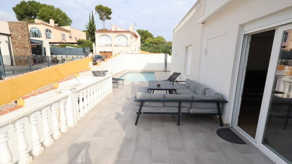 Venta - Chalet - Torrevieja - Torrevieja Centro