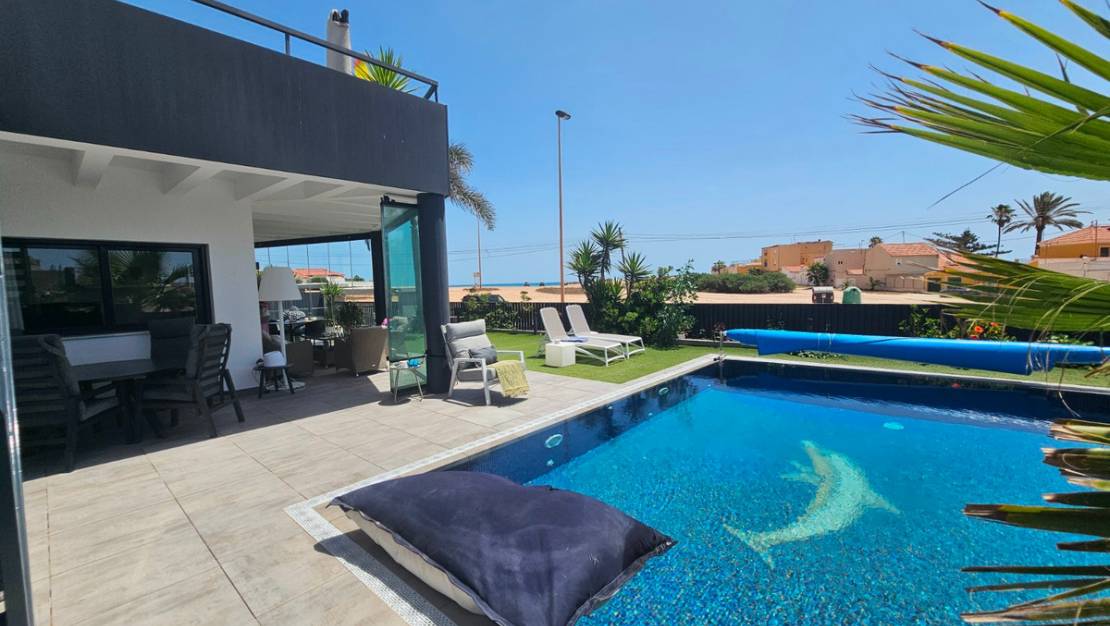 Venta - Chalet - Torrevieja - Torrevieja Centro