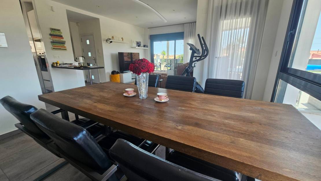 Venta - Chalet - Torrevieja - Torrevieja Centro