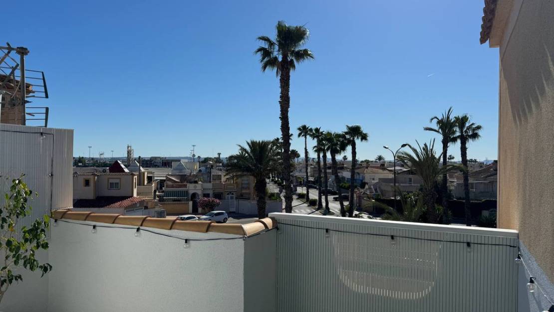Venta - Chalet - Torrevieja - Torrevieja Centro