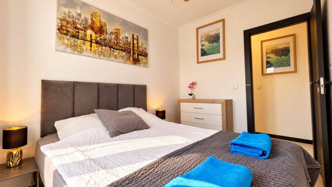Venta - Chalet - Torrevieja - Torrevieja Centro