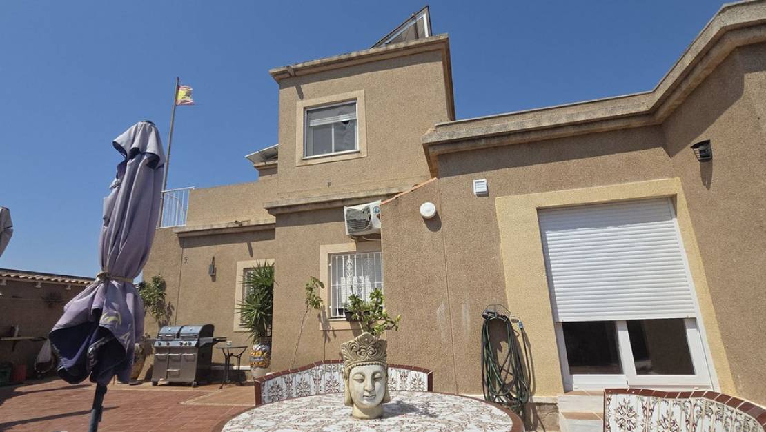 Venta - Chalet - Torrevieja - Torrevieja Centro