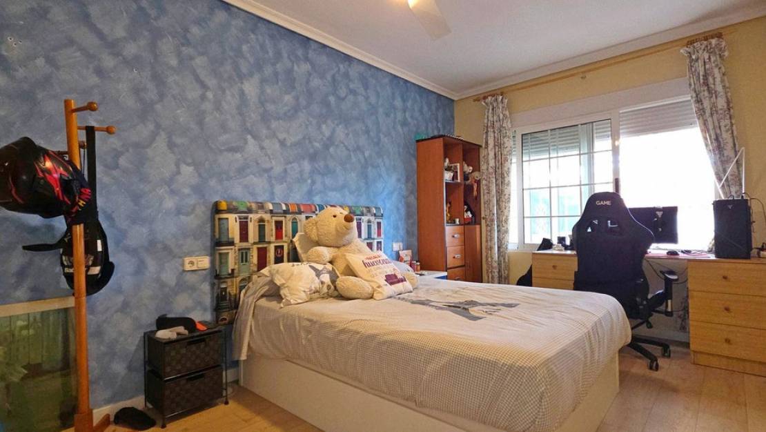 Venta - Chalet - Torrevieja - Torrevieja Centro