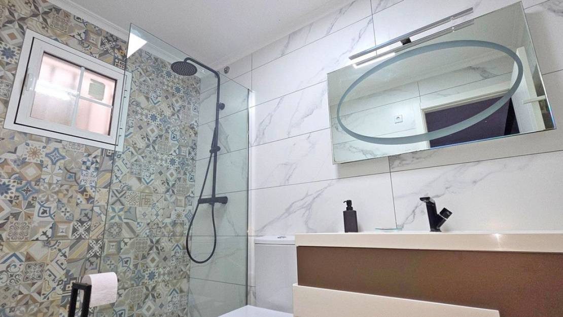 Venta - Chalet - Torrevieja - Torrevieja Centro