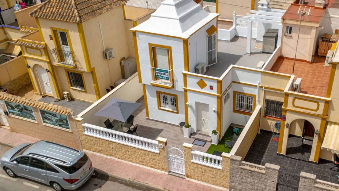 Venta - Chalet - Torrevieja - Torrevieja Centro