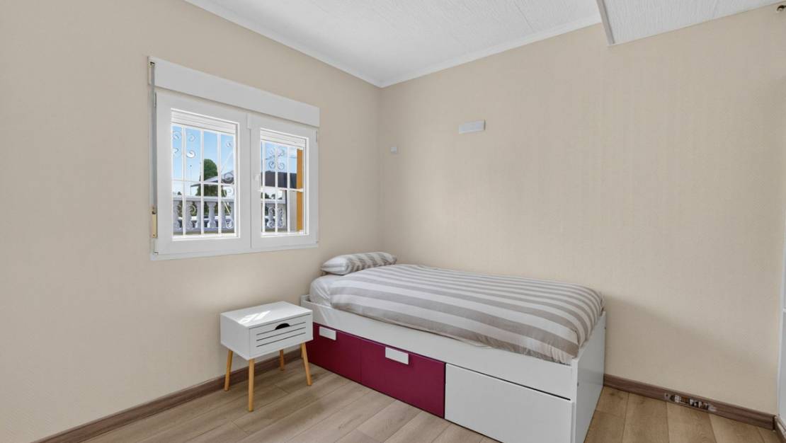 Venta - Chalet - Torrevieja - Torrevieja Centro