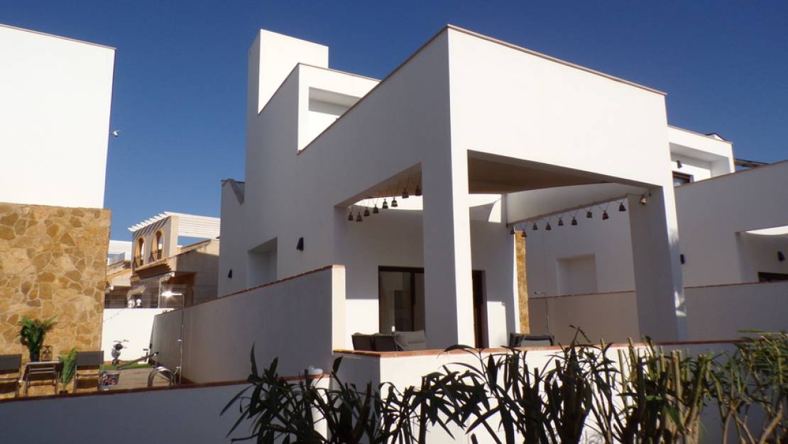 Venta - Chalet - Torrevieja