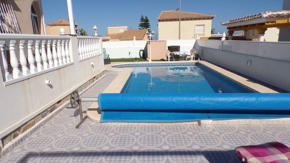 Venta - Chalet - Villamartin