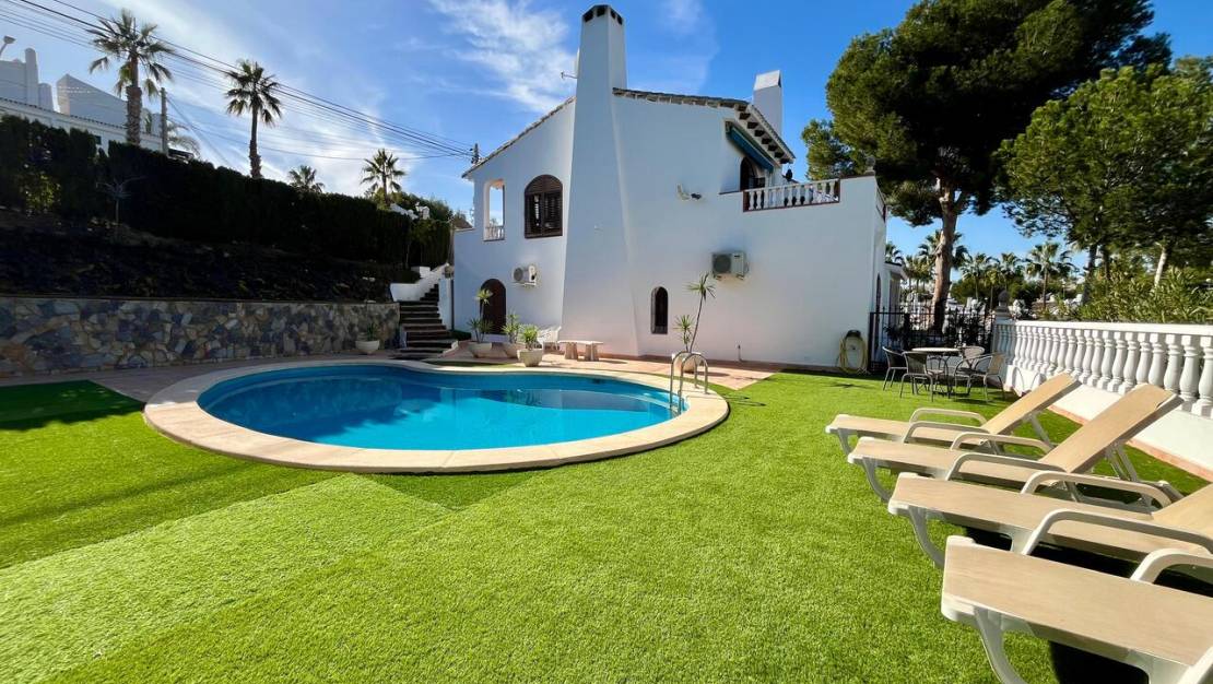 Venta - Chalet - Villamartin