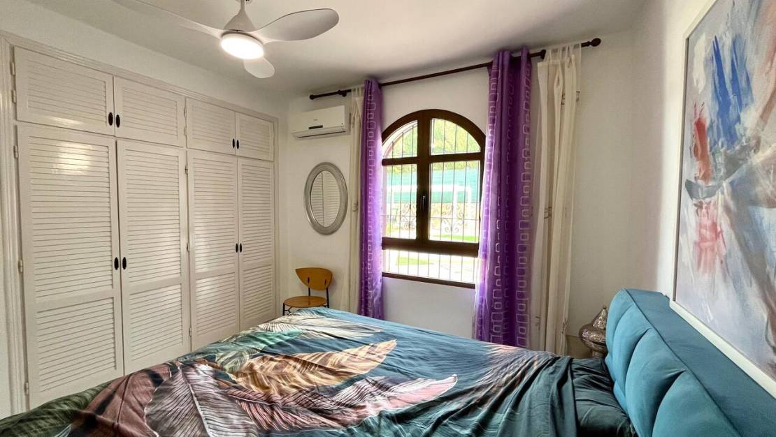 Venta - Chalet - Villamartin