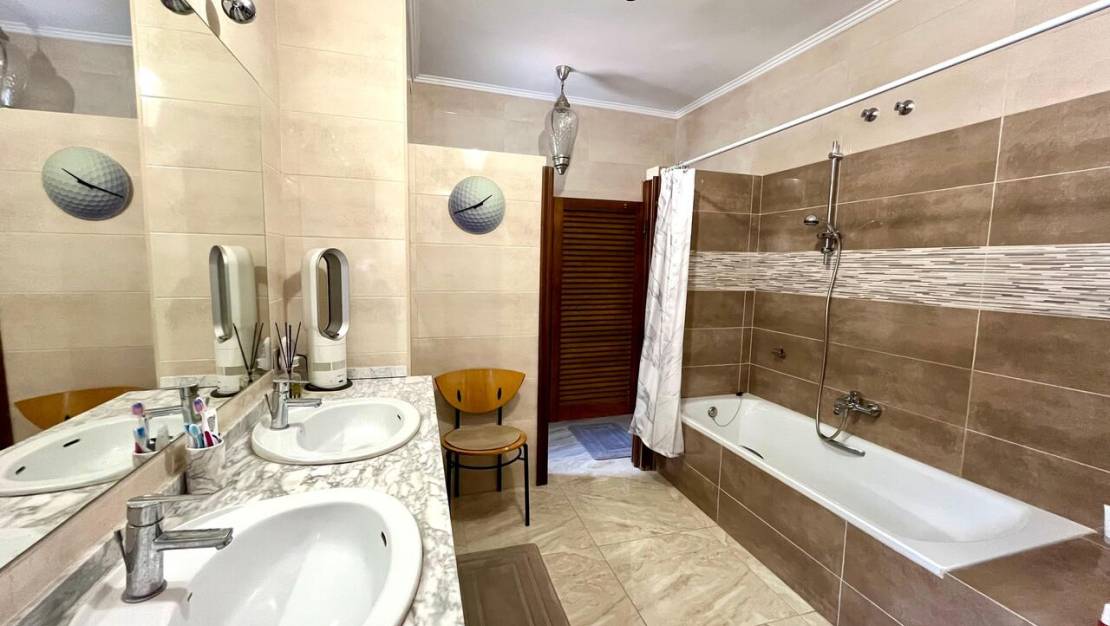 Venta - Chalet - Villamartin