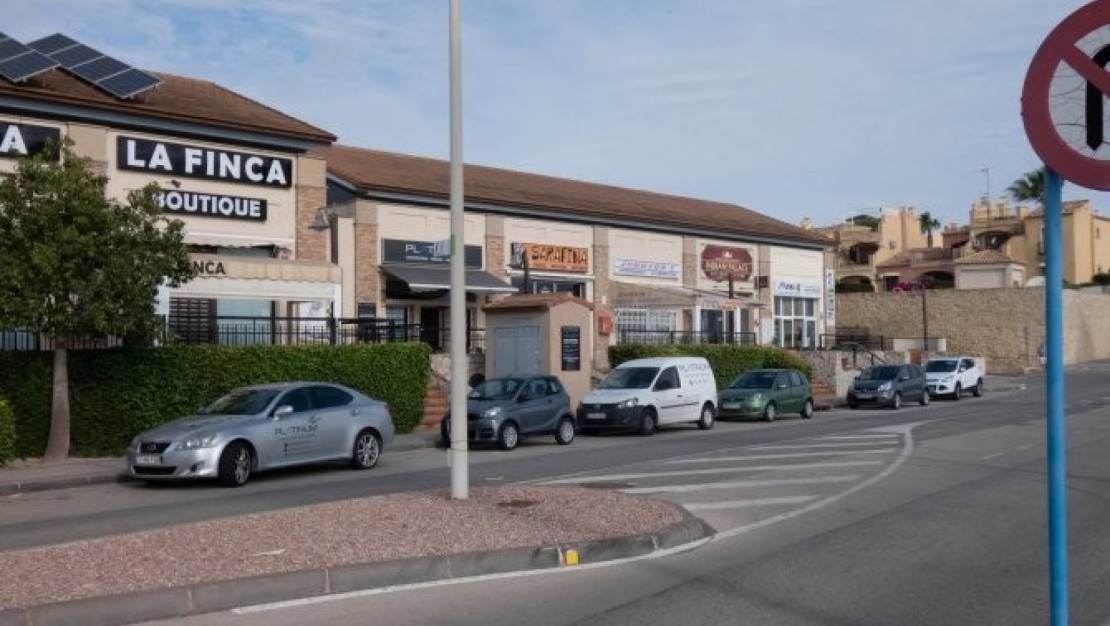 Venta - Comercial - Algorfa - La Finca Golf Course