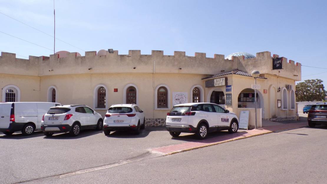 Venta - Comercial - San Miguel de Salinas