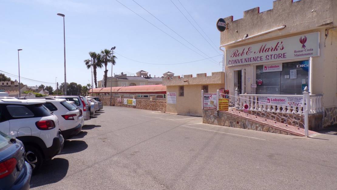 Venta - Comercial - San Miguel de Salinas