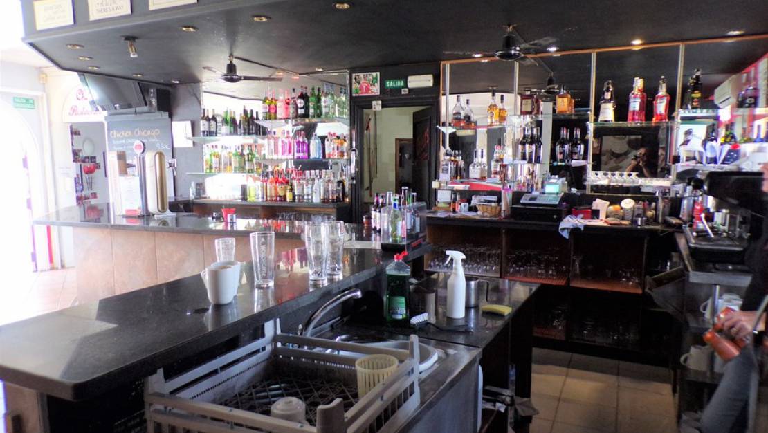 Venta - Comercial - San Miguel de Salinas