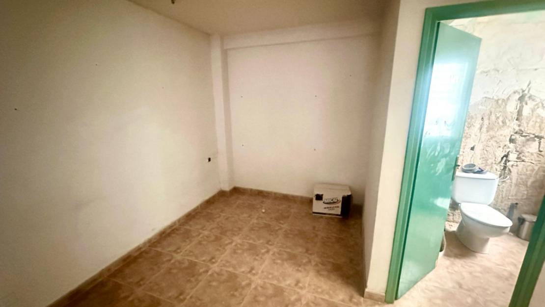 Venta - Commercial property - Alicante - Alicante Centro