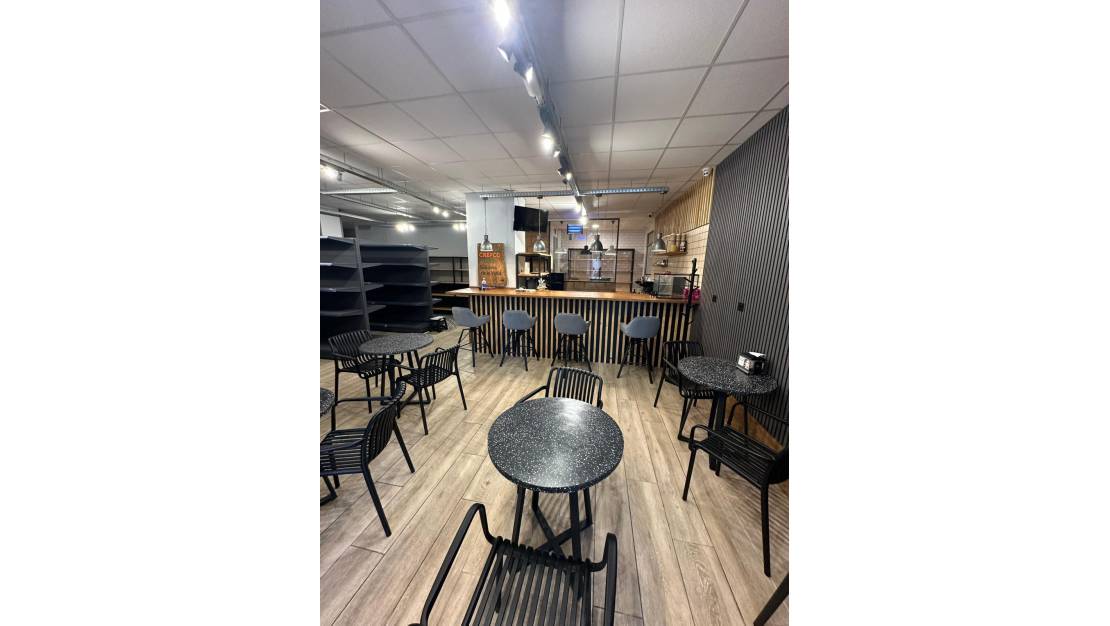 Venta - Commercial property - Alicante - Alicante Centro