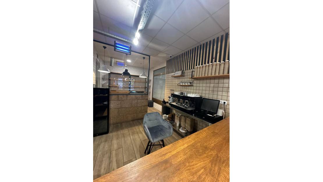 Venta - Commercial property - Alicante - Alicante Centro