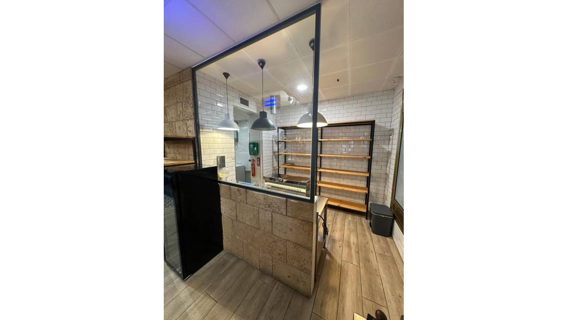 Venta - Commercial property - Alicante - Alicante Centro