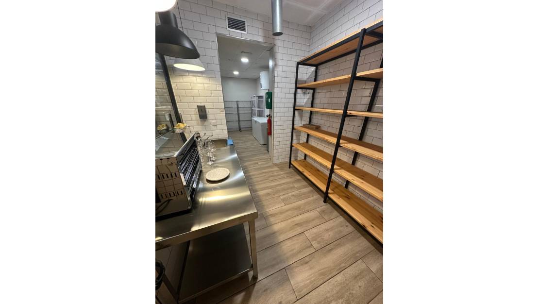 Venta - Commercial property - Alicante - Alicante Centro