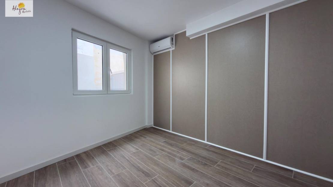 Venta - Commercial property - Alicante - Alicante Centro