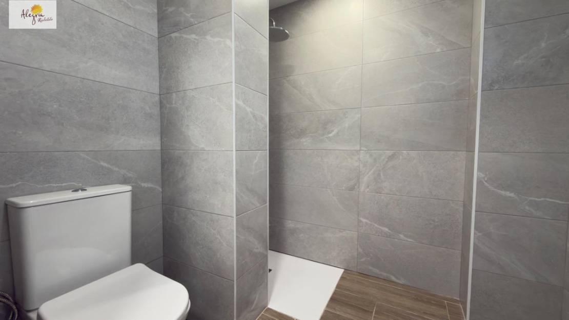 Venta - Commercial property - Alicante - Alicante Centro