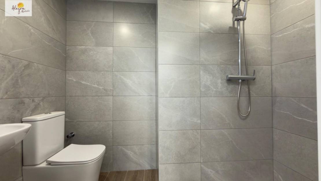 Venta - Commercial property - Alicante - Alicante Centro