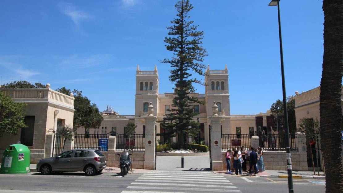 Venta - Commercial property - Alicante - Alicante Centro